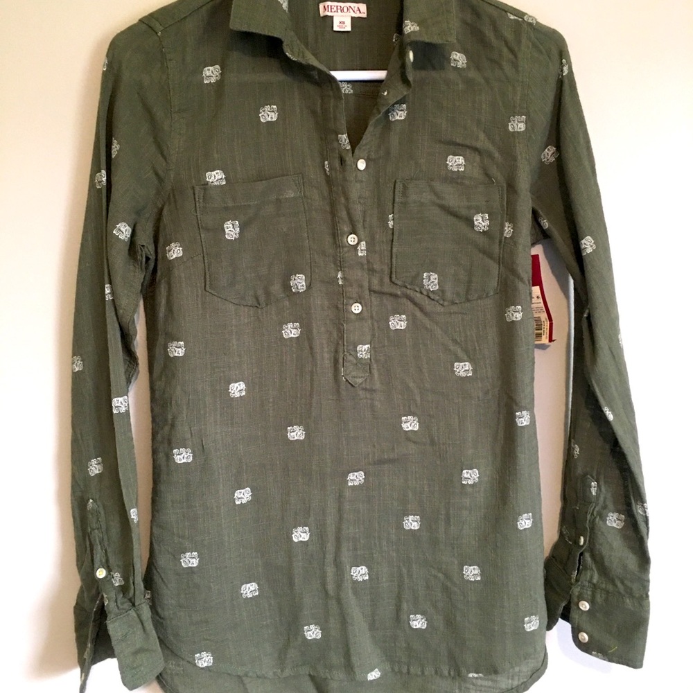 Women’s Merona XS Elephant Print Shirt